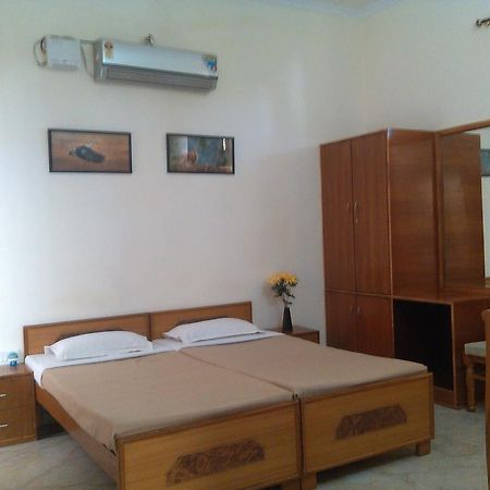 Ranthambore Tiger Home Sawai Madhopur Exterior photo