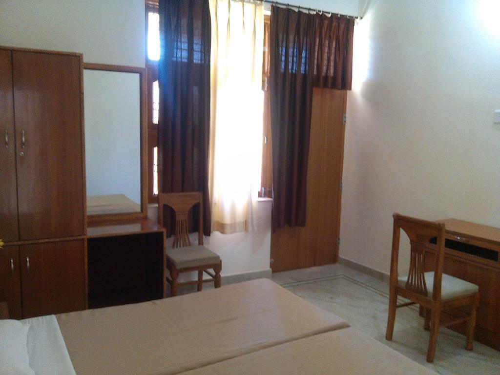 Ranthambore Tiger Home Sawai Madhopur Exterior photo